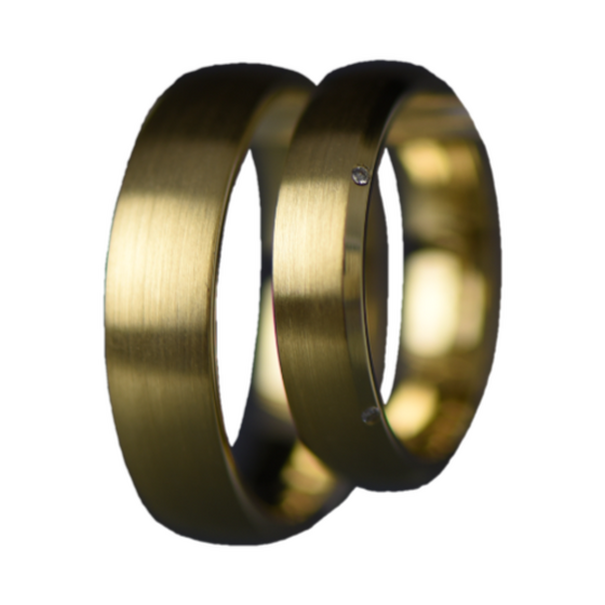 Junimonde. Ringe in 585 Gelbgold mit Brillanten an Phase.